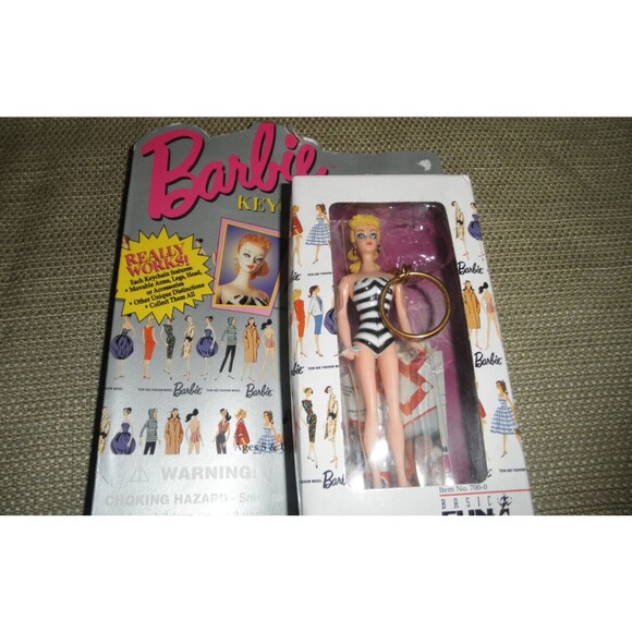 NEW 1995 VINTAGE, by BASIC FUN #700-0, BARBIE BLONDE KEYCHAIN (4" TALL) - Picture 4 of 9